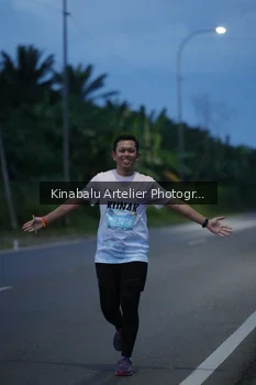 Runner Photo 1685943
