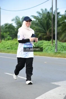 Runner Photo 1685954