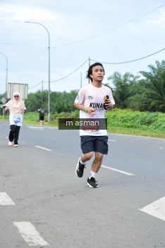 Runner Photo 1685970