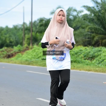 Runner Photo 1686086