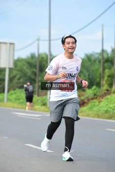 Runner Photo 1686278