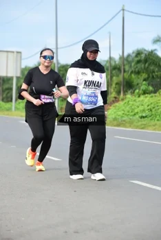Runner Photo 1686279