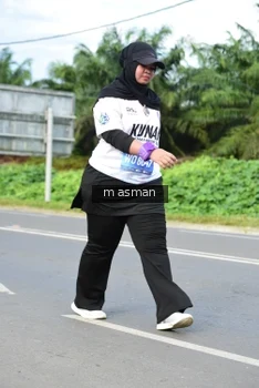 Runner Photo 1686290