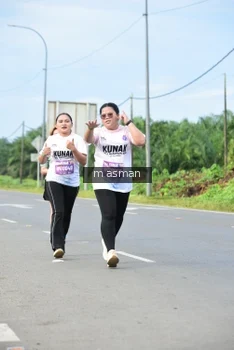 Runner Photo 1686301