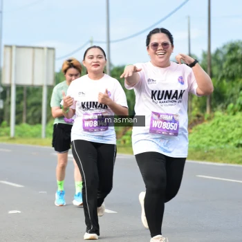 Runner Photo 1686310