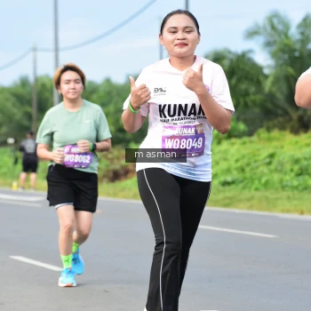 Runner Photo 1686315