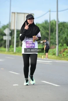 Runner Photo 1686345