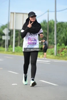 Runner Photo 1686346