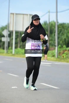 Runner Photo 1686347