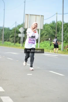 Runner Photo 1686363