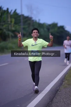 Runner Photo 1686365