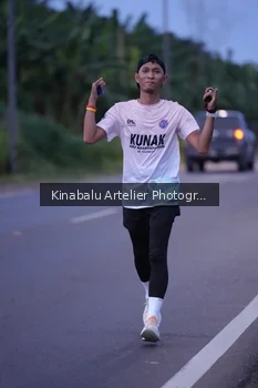 Runner Photo 1686389