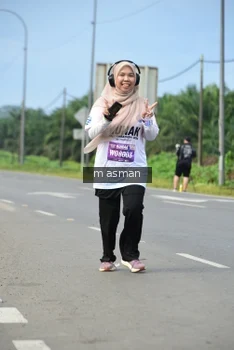 Runner Photo 1686393