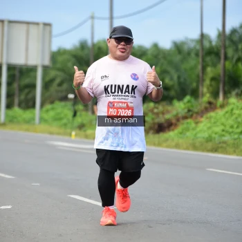 Runner Photo 1686404