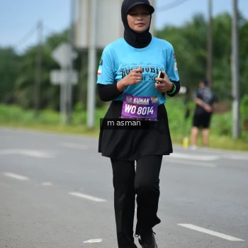 Runner Photo 1686414