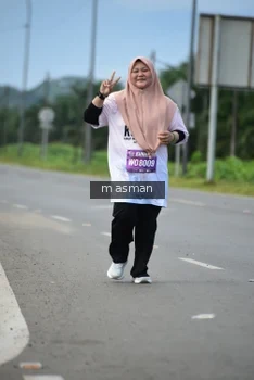 Runner Photo 1686449
