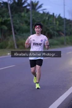 Runner Photo 1686504