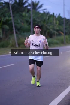 Runner Photo 1686508