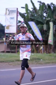 Runner Photo 1686576