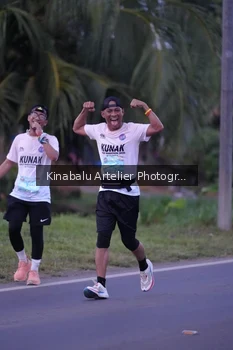 Runner Photo 1686681