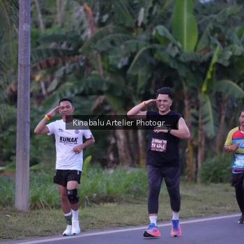 Runner Photo 1686701