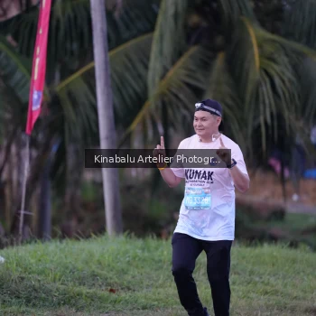 Runner Photo 1686800