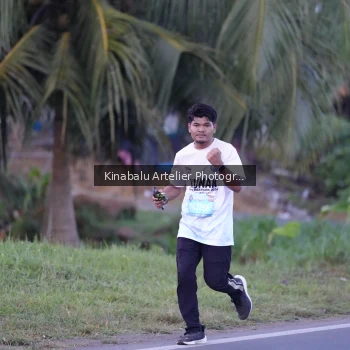 Runner Photo 1686943