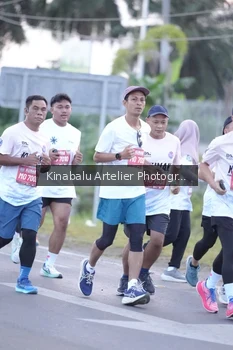 Runner Photo 1686994