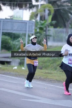 Runner Photo 1687010