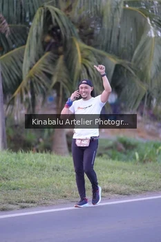 Runner Photo 1687123