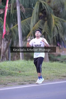 Runner Photo 1687136