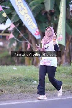 Runner Photo 1687140