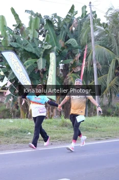 Runner Photo 1687242