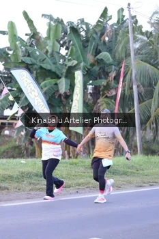 Runner Photo 1687243