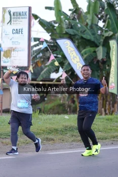 Runner Photo 1687451