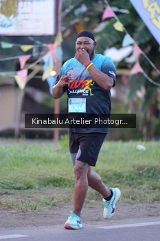 Runner Photo 1687503