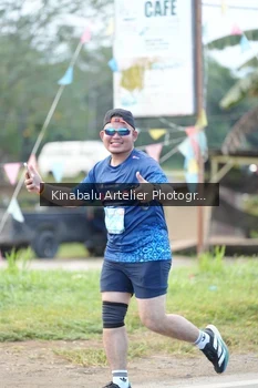 Runner Photo 1687809