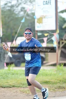 Runner Photo 1687810