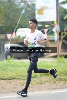 Runner Photo 1687832