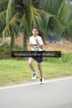 Runner Photo 1687872