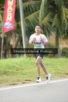 Runner Photo 1687877
