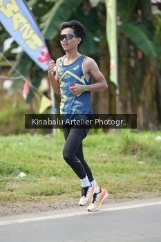 Runner Photo 1687950