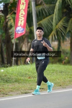 Runner Photo 1687993