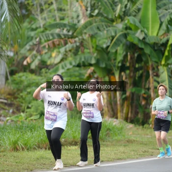Runner Photo 1688789