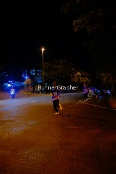 Runner Photo 1699943