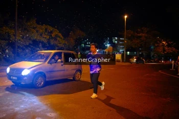Runner Photo 1699997