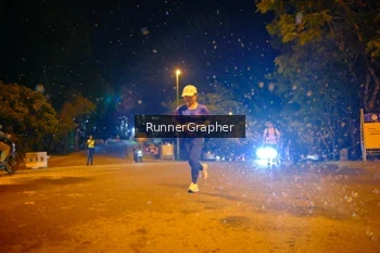 Runner Photo 1700025