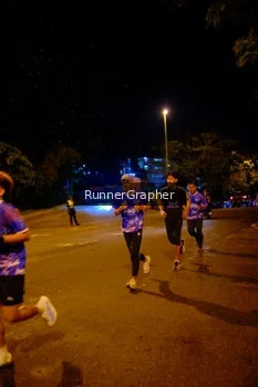 Runner Photo 1700048