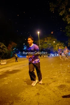 Runner Photo 1700059