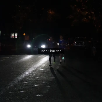 Runner Photo 1700074